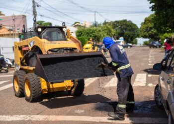 Tapa-buracos chega a cinco regiões neste sábado Tapa-buracos chega a cinco regiões neste sábado