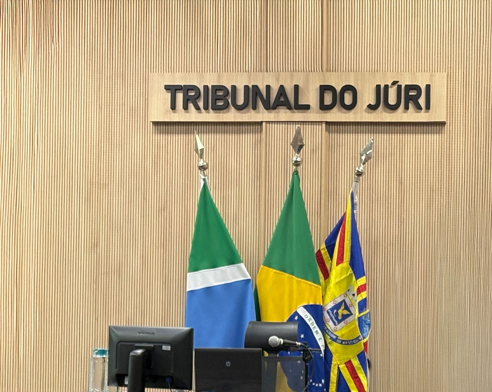 Comerciante é condenado a 17 anos por matar homem após discussão por dívida